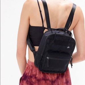 tanjun backpack nike